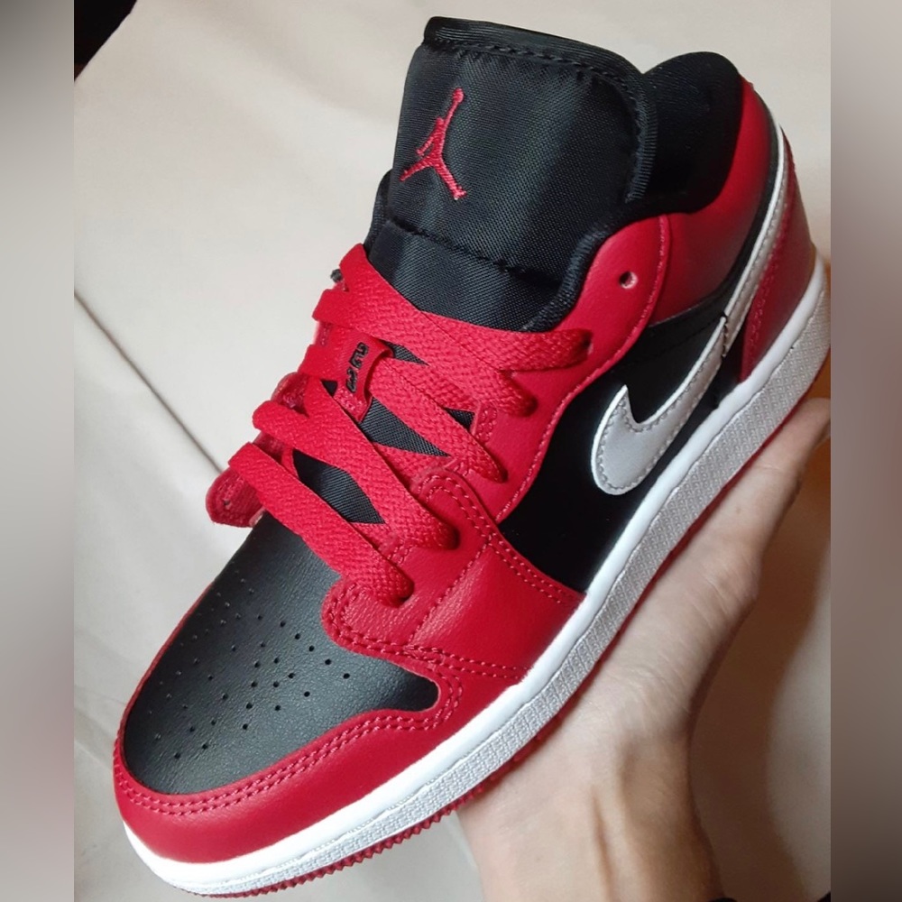 Air Jordan 1 Low